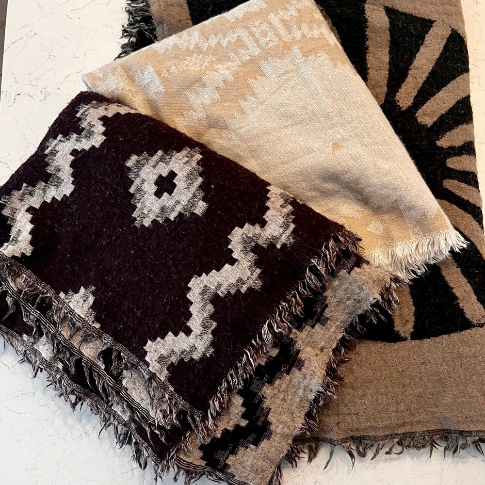 3 x Aritzia Wilfred Full Size Mosaic Blanket Scarves